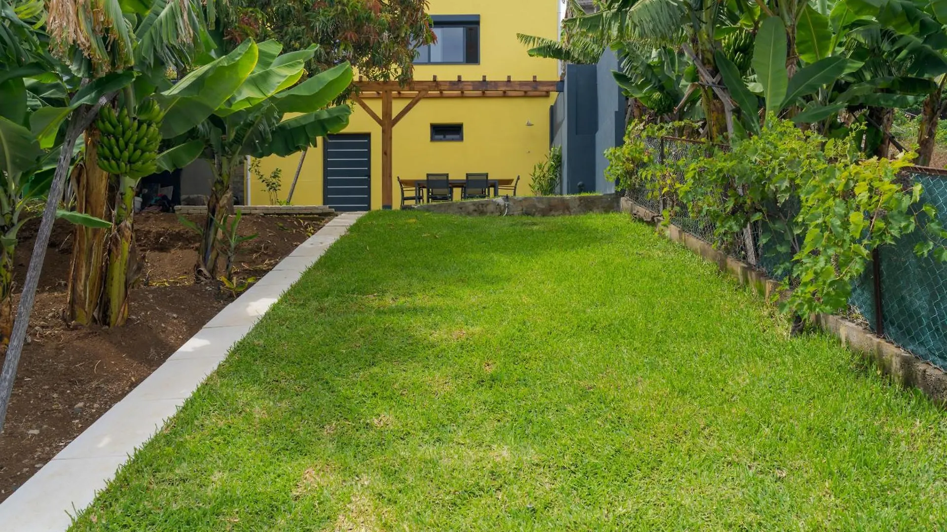 Sky & Ocean Villa Calheta